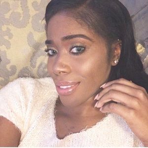 Meet your Posher, Zipporah